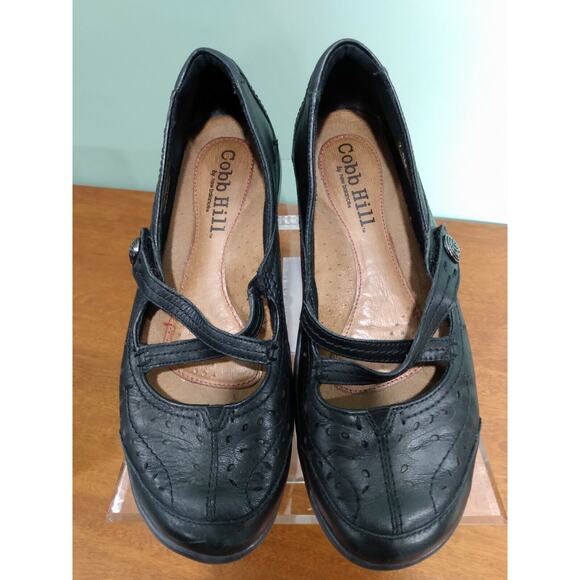 Cobb Hill Crossover Straps, Leather Flats, Size 7.5, Black - Picture 1 of 6